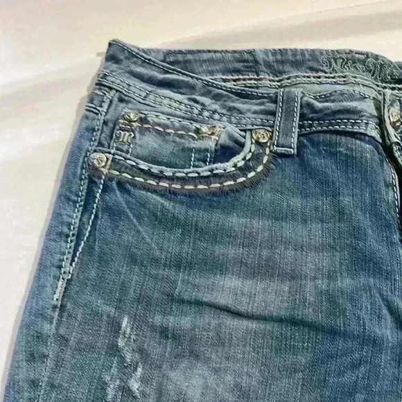 Miss Me Jeans Distressed Bootcut Boot Bedazzled Y2K Womens Size 32 JE5380B5L - Picture 9 of 16